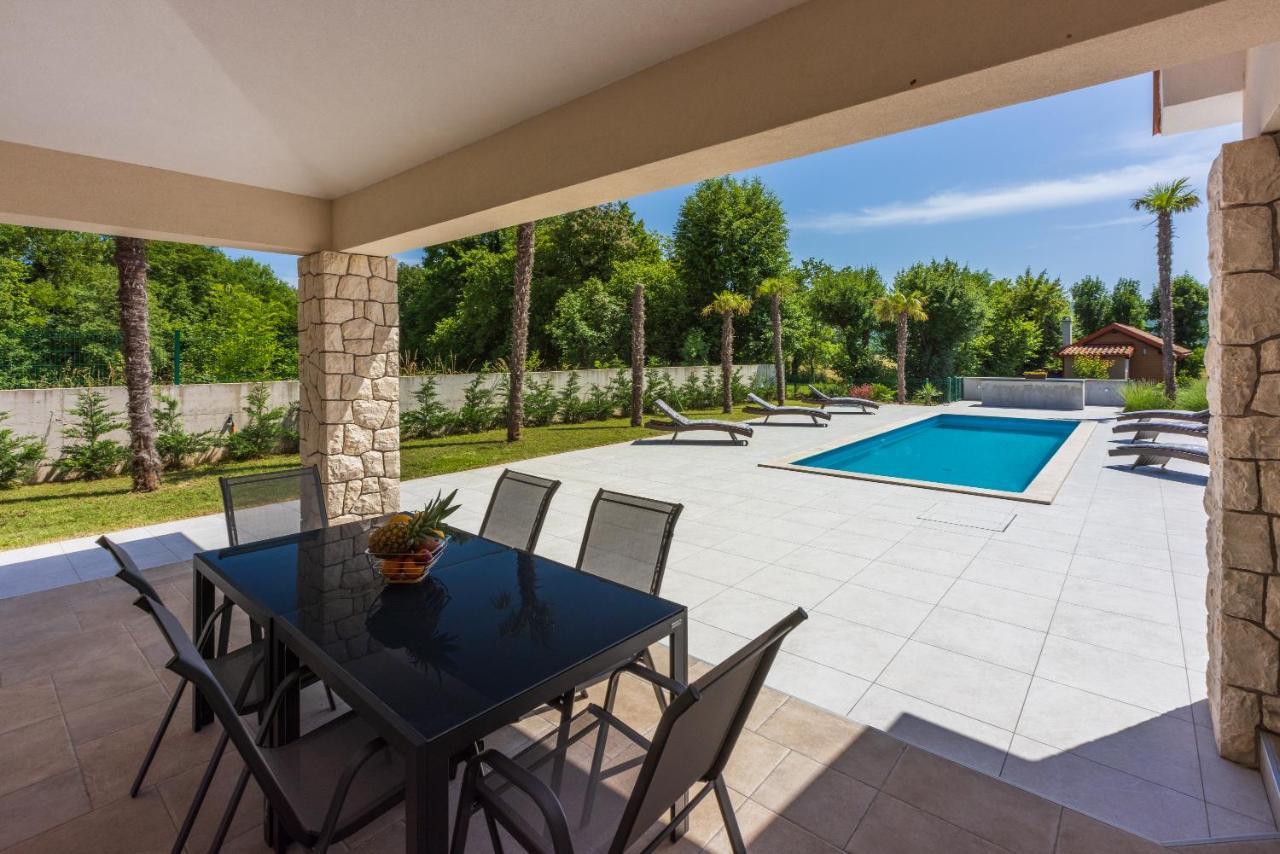 Villa Palma With Heated Private Pool Podhum Экстерьер фото
